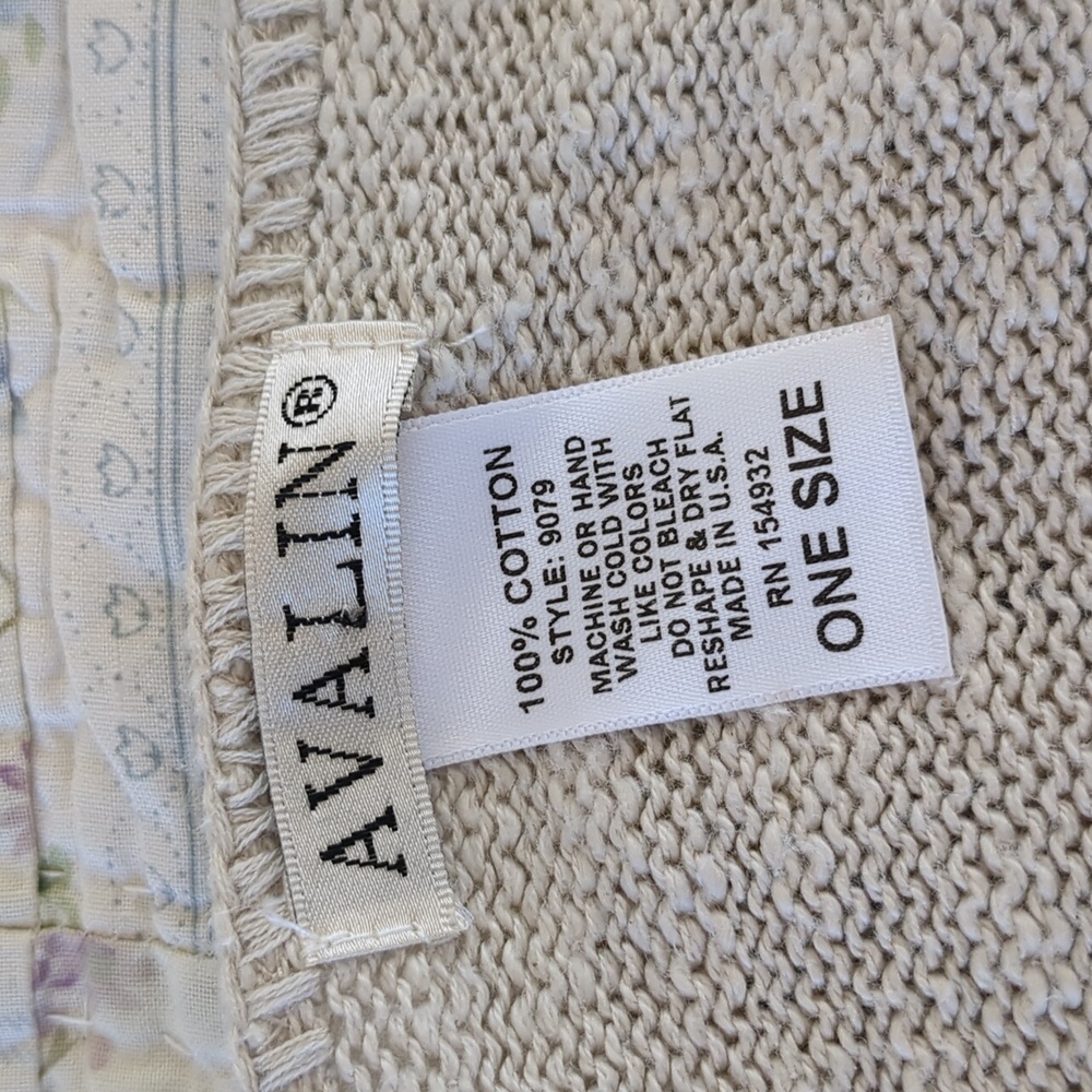 Avalin Rolled sleeve v neck slouchy sweater NWOT one size - Picture 9 of 9